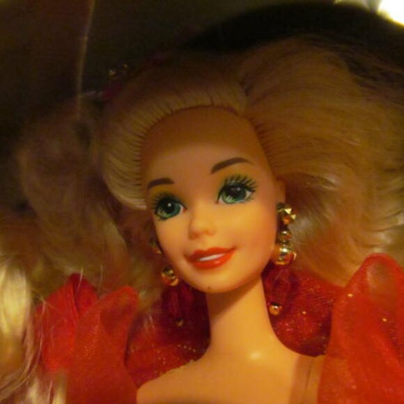 RARE! RARE! RECALL! SPECIAL EDITION - HAPPY HOLIDAY BARBIE. NEW ORIGINAL BOX - Picture 4 of 16
